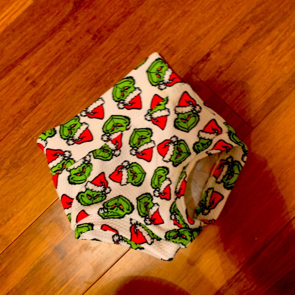 Grinch bummies
